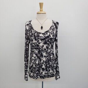 Simply Vera Wang Long Sleeve Scoop Neck Top Size Large Black Floral Jersey Knit‎